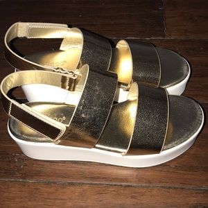 Bamboo flatform wedge